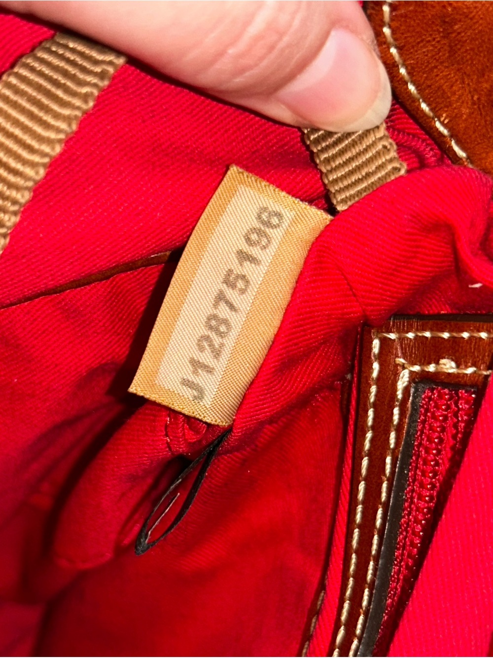 Vintage Dooney & Bourke Pebble Grain All Weather Leather Carrier Crossbody Bag - Picture 9 of 11